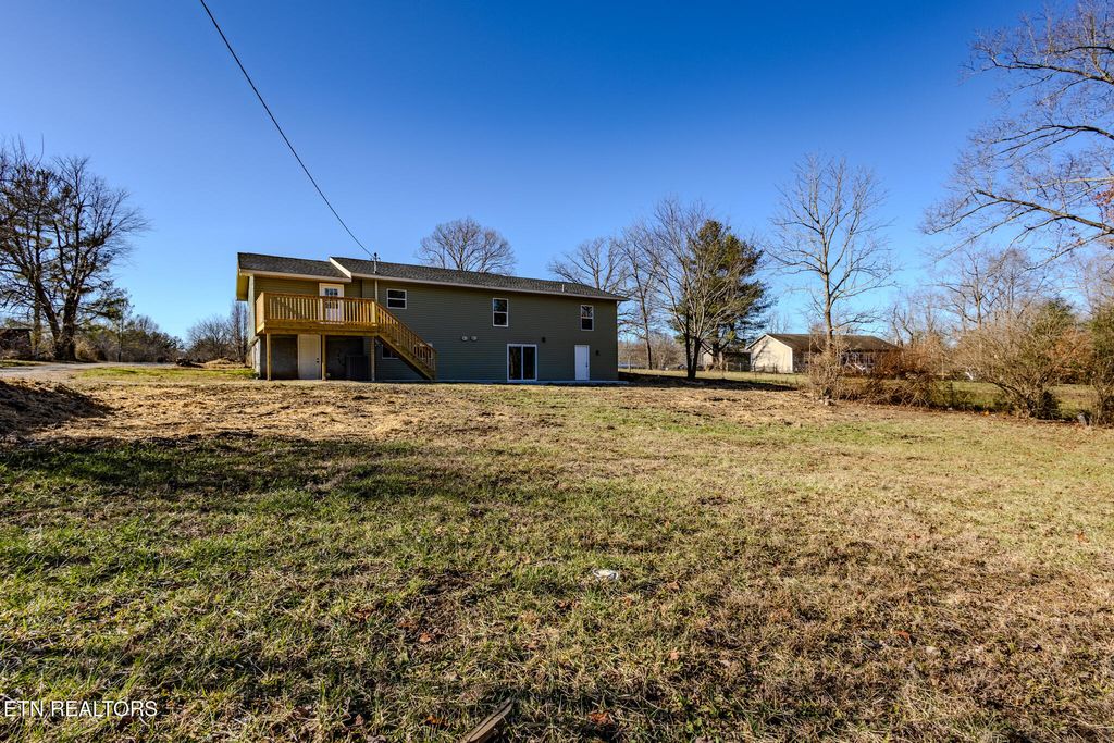 Photo of 37 Windy Acres Drive, Crossville, TN 38571 (MLS # 1320988)