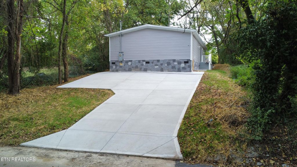 Photo of 4014 Selma Ave, Knoxville, TN 37914 (MLS # 1318146)