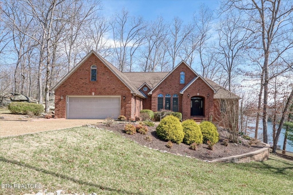 Photo of 983 Tennessee Ave, Crossville, TN 38555 (MLS # 1299133)