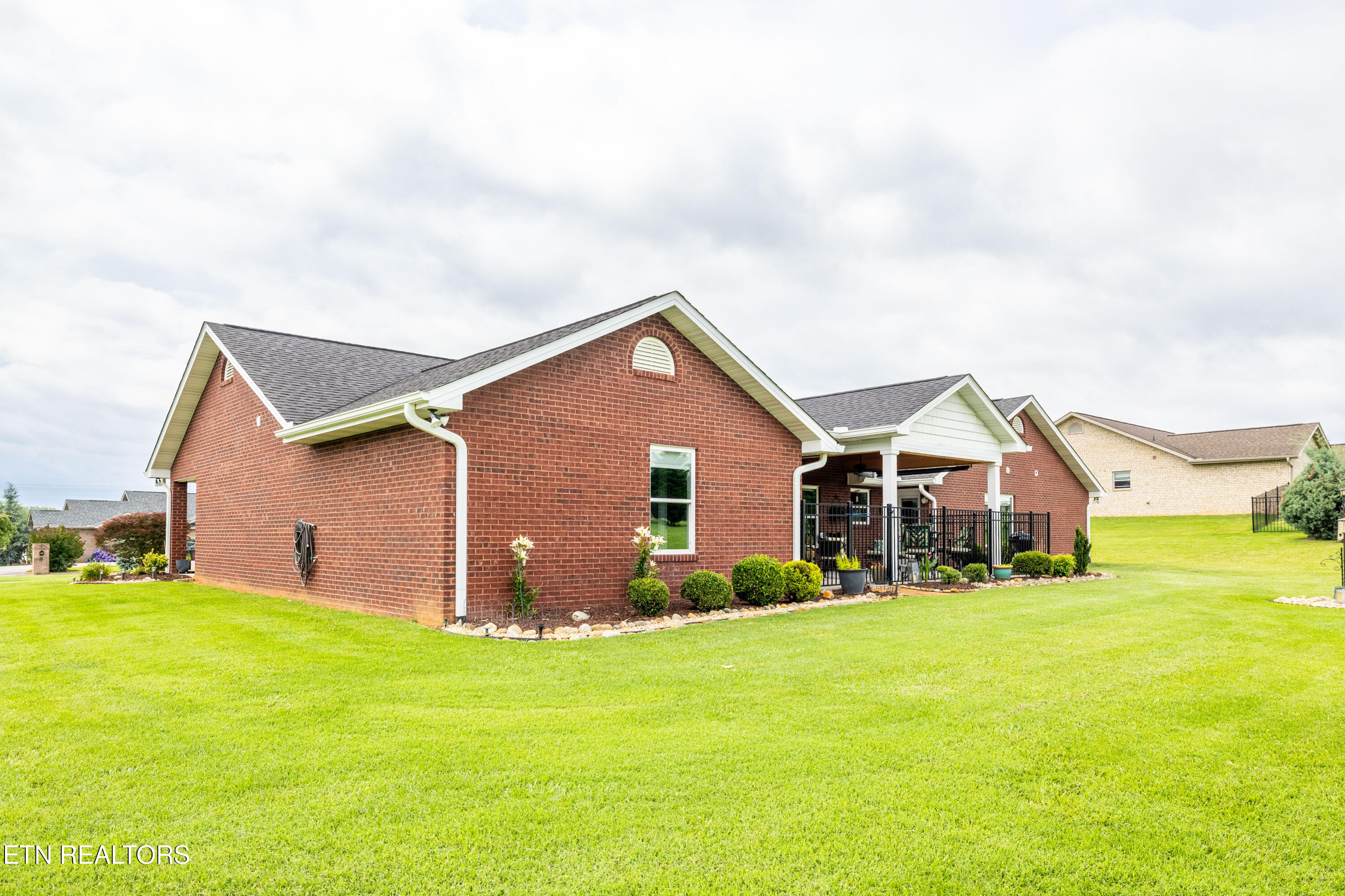 1045 Southwind Circle
