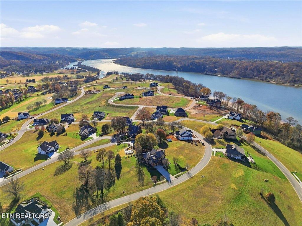 Photo of 2532 Persimmon Ridge Rdg, Loudon, TN 37774 (MLS # 1323168)