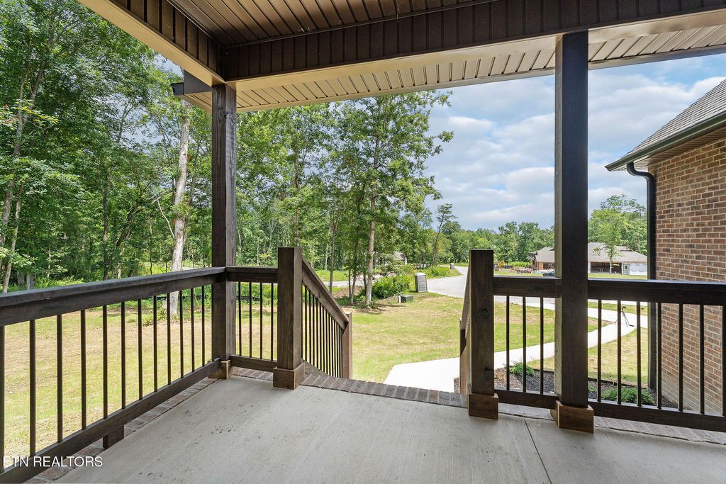Photo of 2 Riverchase Drive, Crossville, TN 38555 (MLS # 1309472)