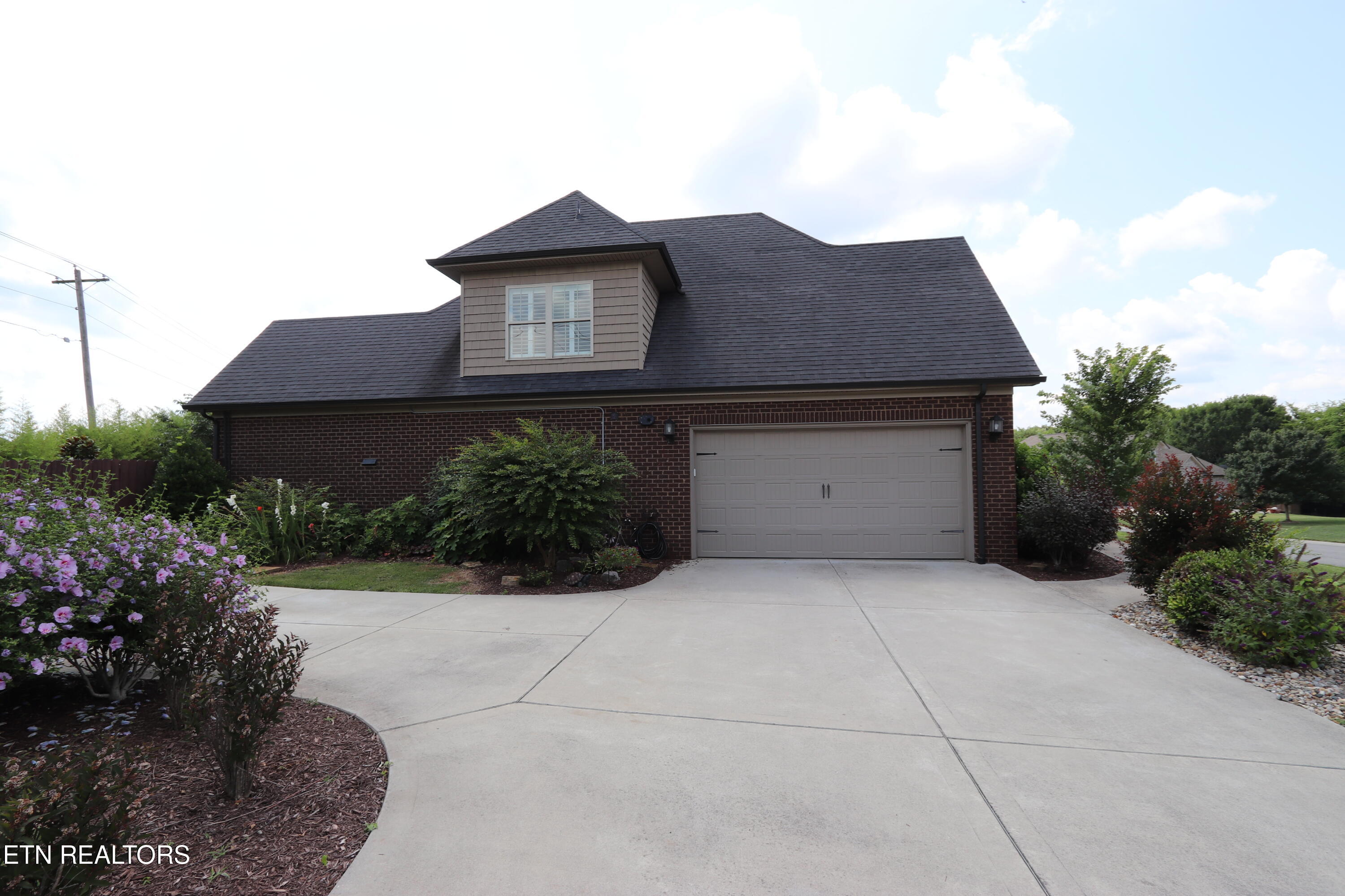 1436 Edenbridge Drive