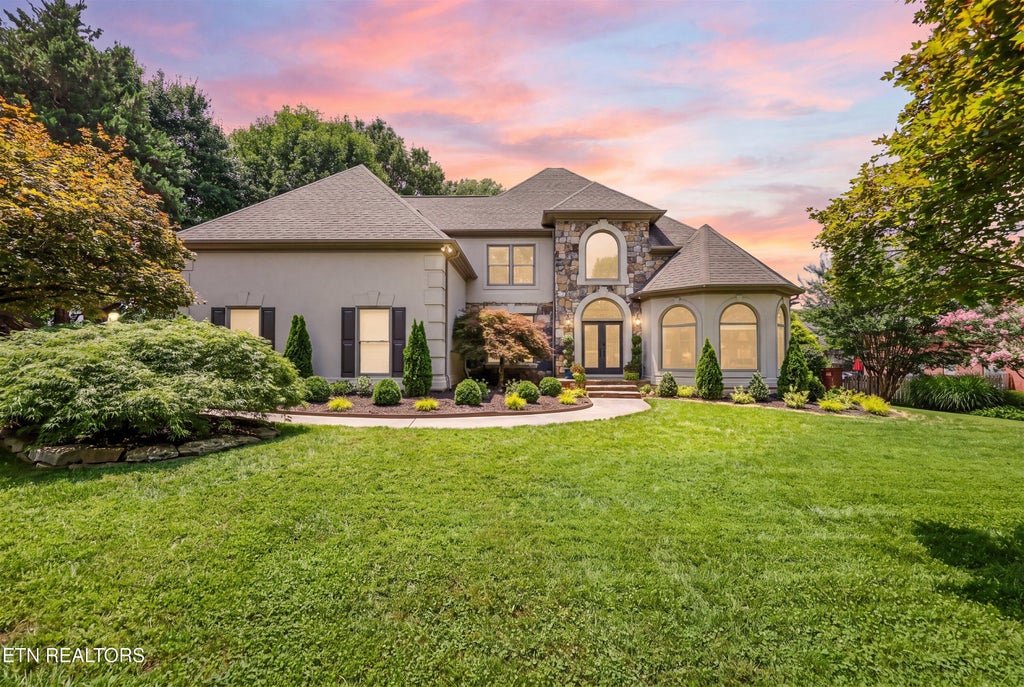 Photo of 231 Sandringham Court, Knoxville, TN 37934 (MLS # 1346900)