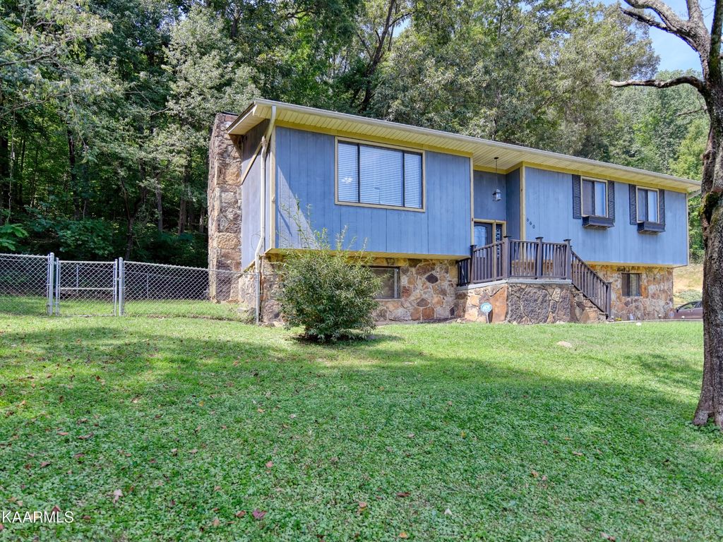 Photo of 660 Hen Valley Rd, Oliver Springs, TN 37840 (MLS # 1237545)