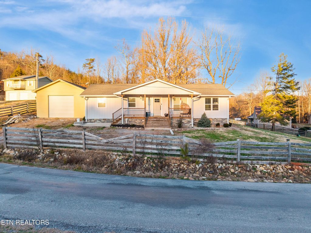 Photo of 405 County Road 439, Athens, TN 37303 (MLS # 1325644)