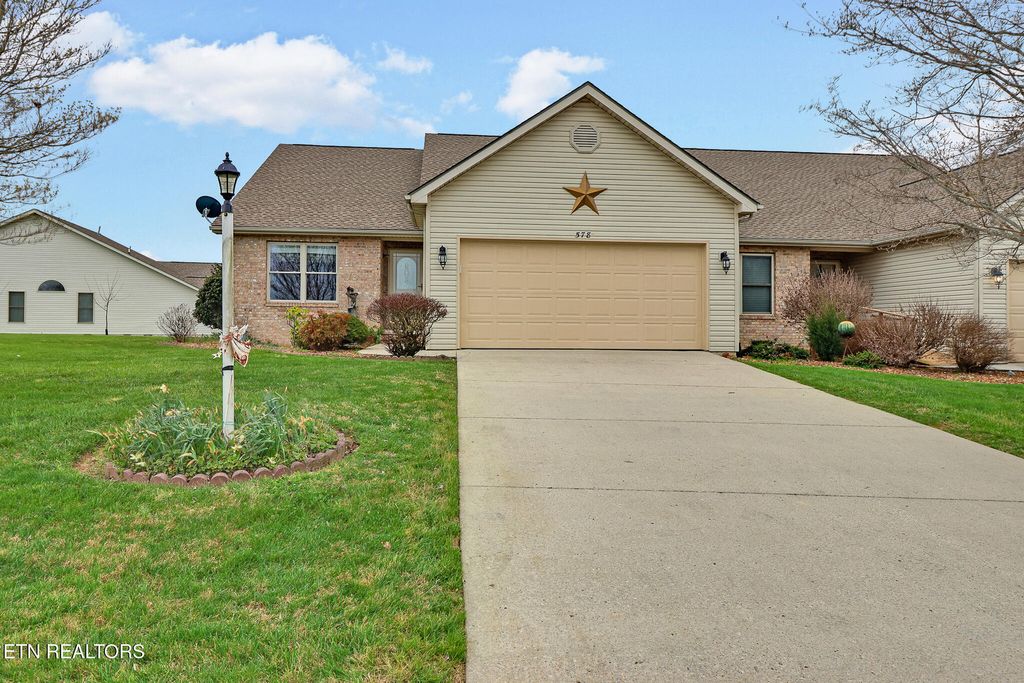 Photo of 578 Woodgate Drive, Crossville, TN 38571 (MLS # 1333948)