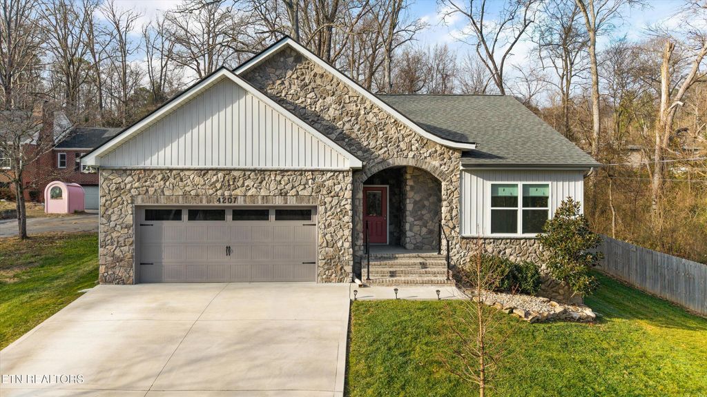 Photo of 4207 Barbara Drive, Knoxville, TN 37918 (MLS # 1325371)