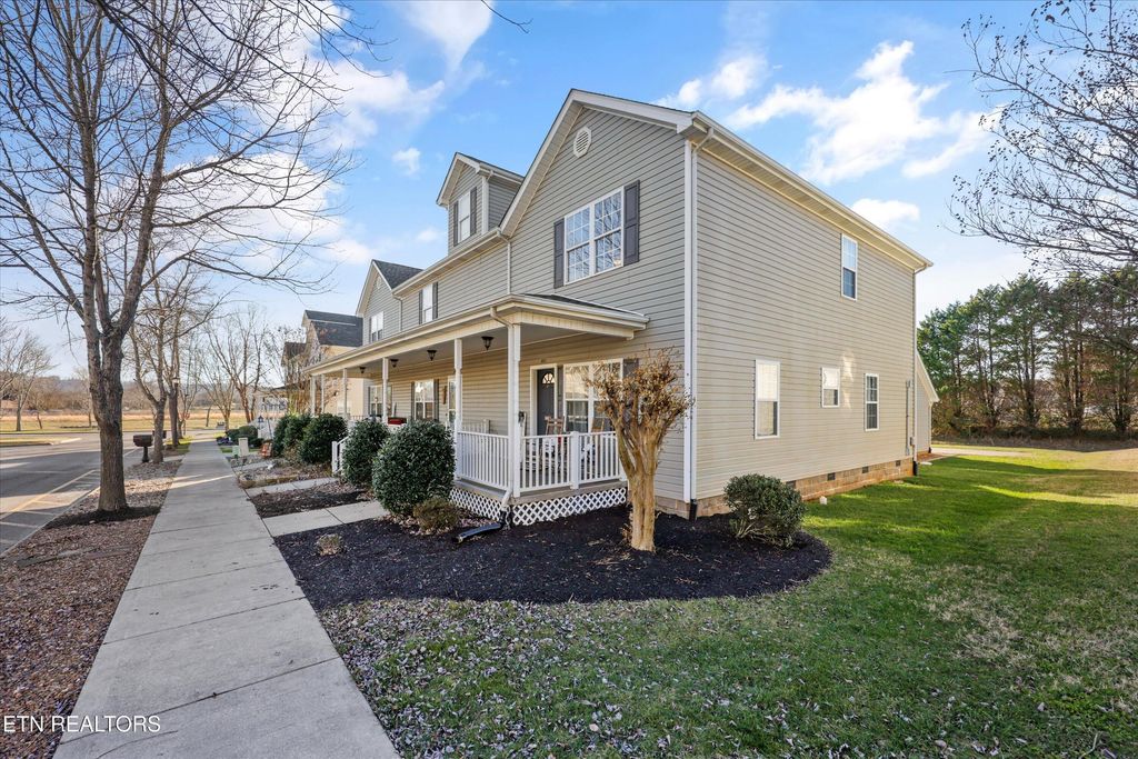 Photo of 411 Ashbury Circle, Sweetwater, TN 37874 (MLS # 1325102)