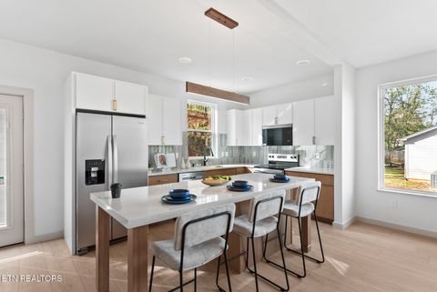 Tiny photo for 4916 Skyview Drive, Knoxville, TN 37917 (MLS # 1336147)