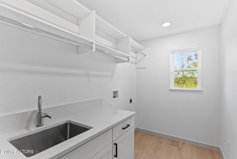 Tiny photo for 4916 Skyview Drive, Knoxville, TN 37917 (MLS # 1336147)