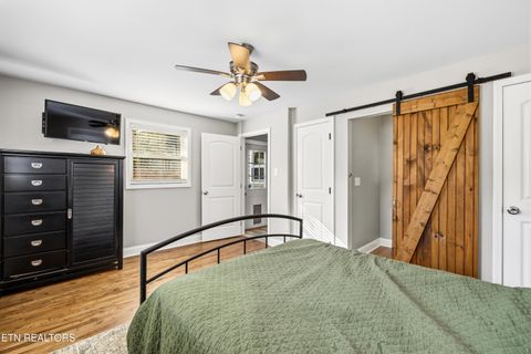 Tiny photo for 2211 Peachtree St, Knoxville, TN 37920 (MLS # 1340791)