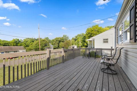 Tiny photo for 2211 Peachtree St, Knoxville, TN 37920 (MLS # 1340791)