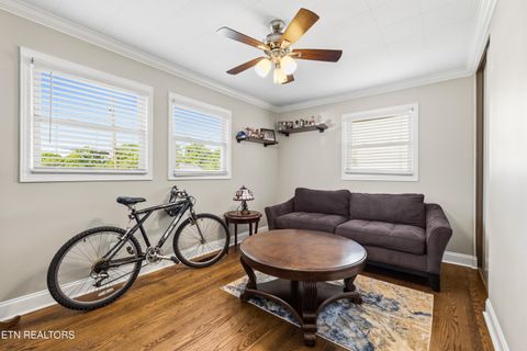 Tiny photo for 2211 Peachtree St, Knoxville, TN 37920 (MLS # 1340791)
