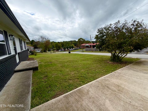 Tiny photo for 151 Jaynes Rd, Tazewell, TN 37879 (MLS # 1359782)