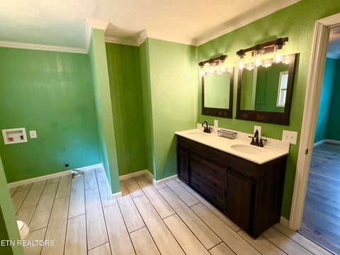 Tiny photo for 151 Jaynes Rd, Tazewell, TN 37879 (MLS # 1359782)