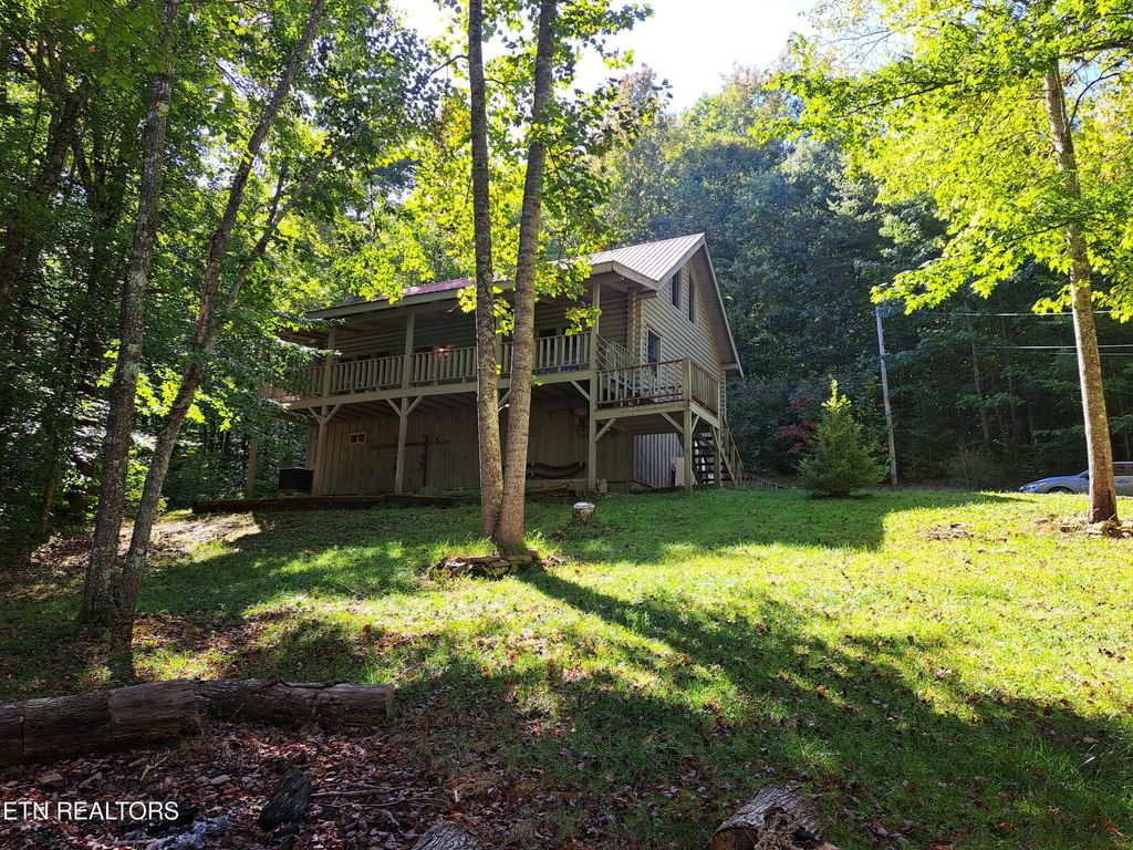 Photo of 367 Hidden Valley Rd. Rd, Huntsville, TN 37756 (MLS # 1241204)