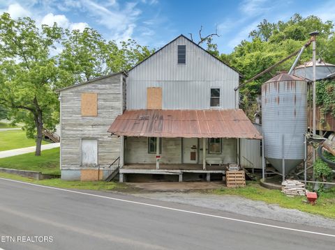 Tiny photo for 331 Clover Hill Rd, Maryville, TN 37801 (MLS # 1332550)