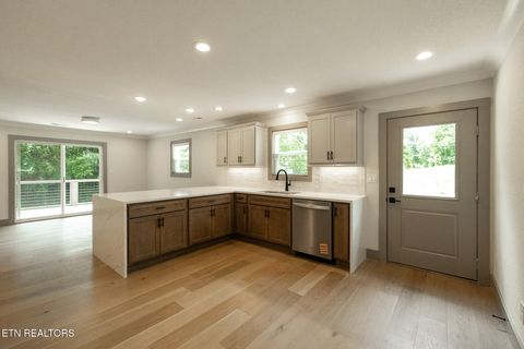 Tiny photo for 331 Clover Hill Rd, Maryville, TN 37801 (MLS # 1332550)