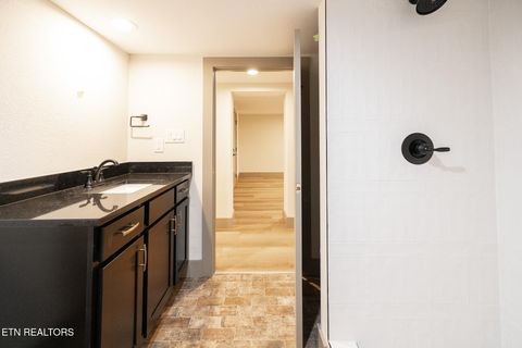 Tiny photo for 331 Clover Hill Rd, Maryville, TN 37801 (MLS # 1332550)