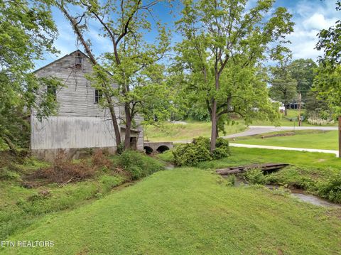 Tiny photo for 331 Clover Hill Rd, Maryville, TN 37801 (MLS # 1332550)