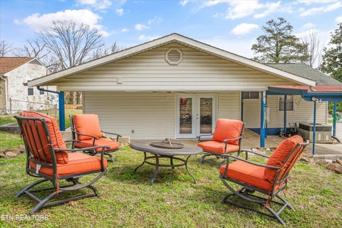 Tiny photo for 127 Athens Rd, Oak Ridge, TN 37830 (MLS # 1331077)