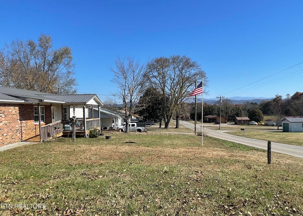 Photo of 303 Curtis Rd, Tellico Plains, TN 37385 (MLS # 1321783)