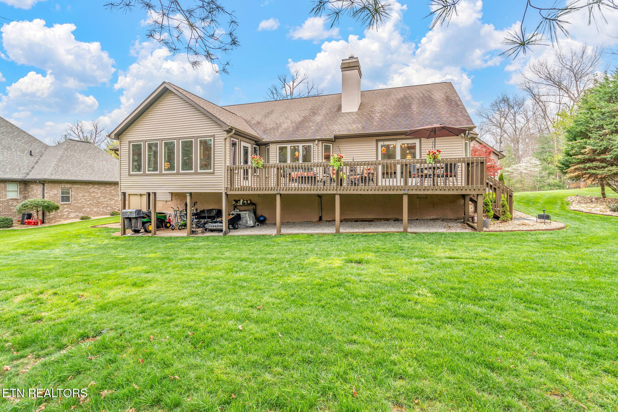 187 Forest View Drive