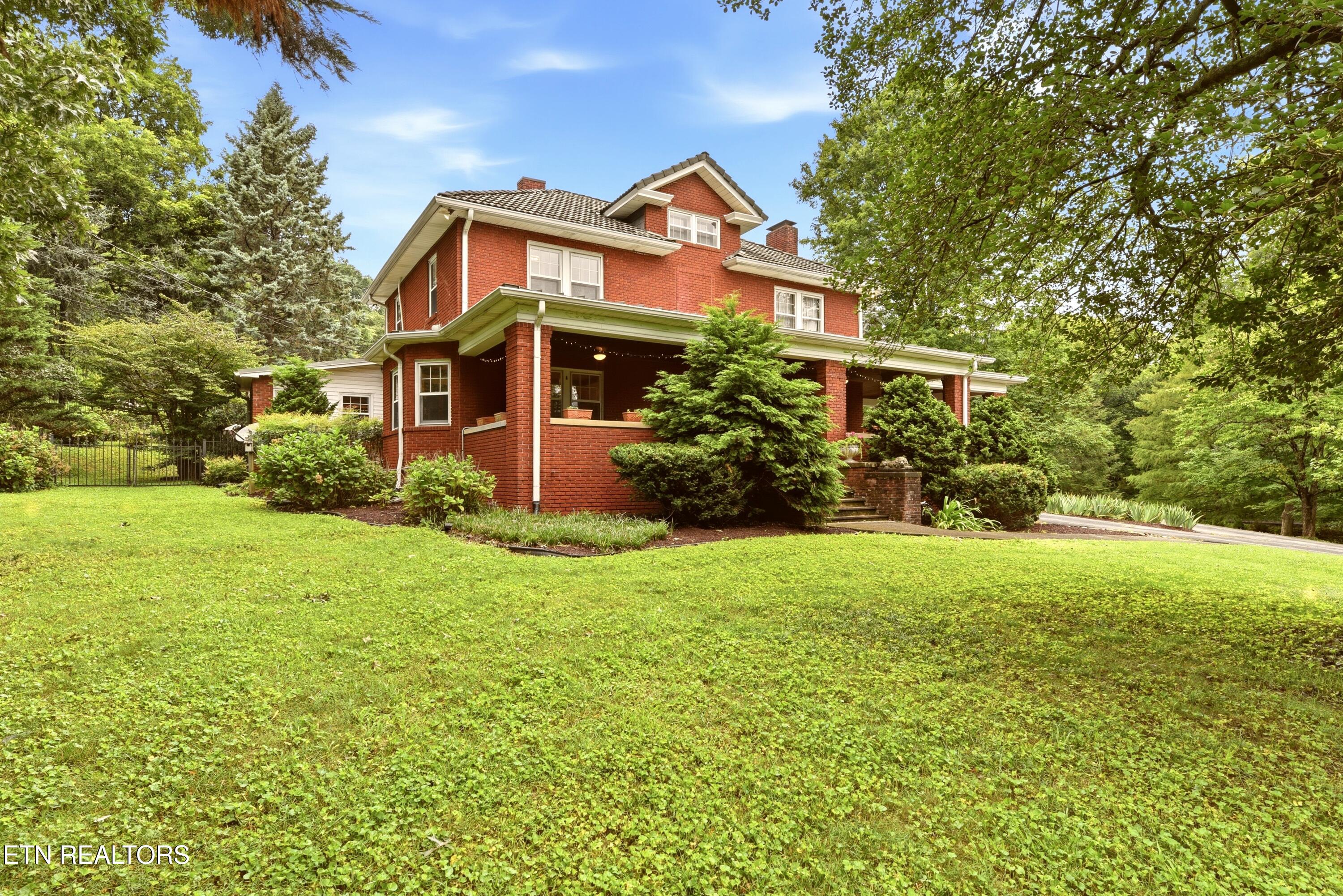 1509 Cedar Lane