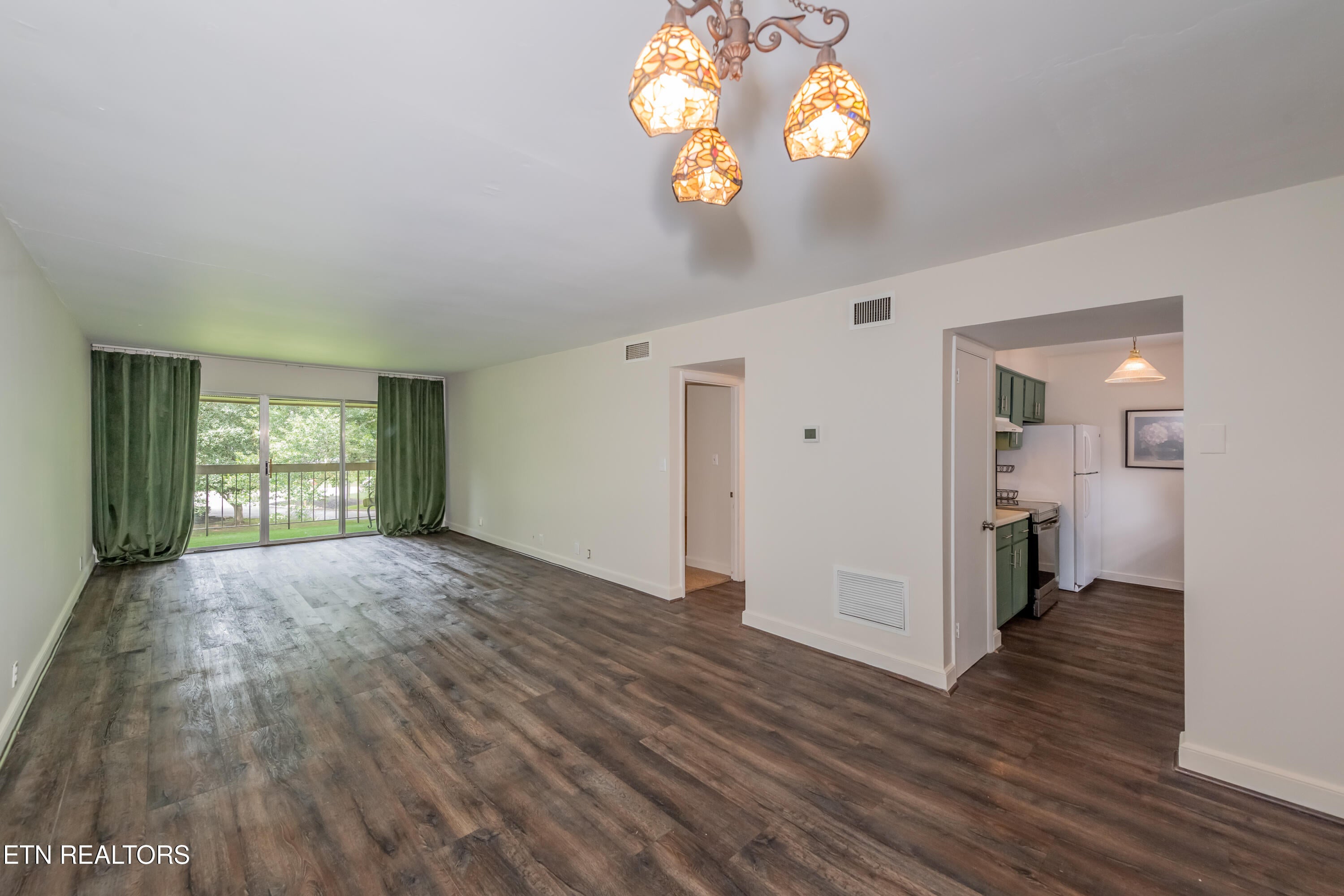 417 Canberra Drive 132
