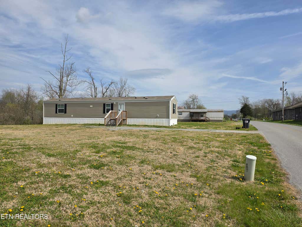 Photo of 204 Old Jacksboro Pike, Cumberland Gap, TN 37724 (MLS # 1335871)