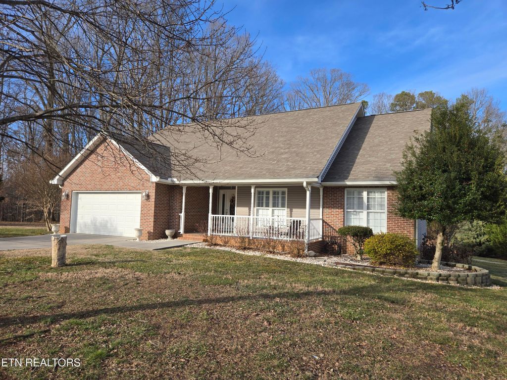 Photo of 112 Brooklyn Circle, Madisonville, TN 37354 (MLS # 1329230)