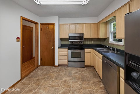 Tiny photo for 1213 April Drive, Knoxville, TN 37919 (MLS # 1354966)