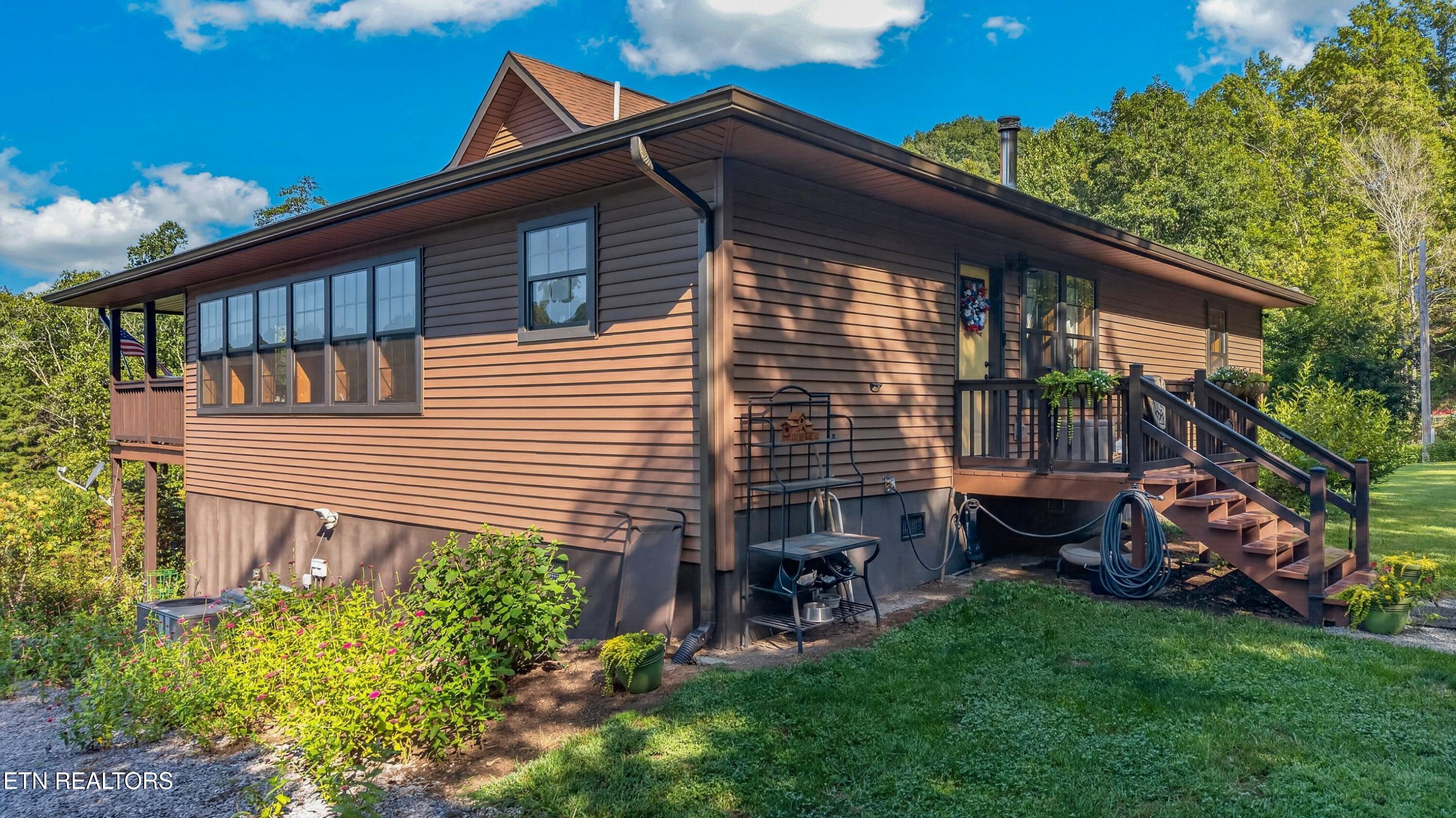 7020 Caney Valley Rd