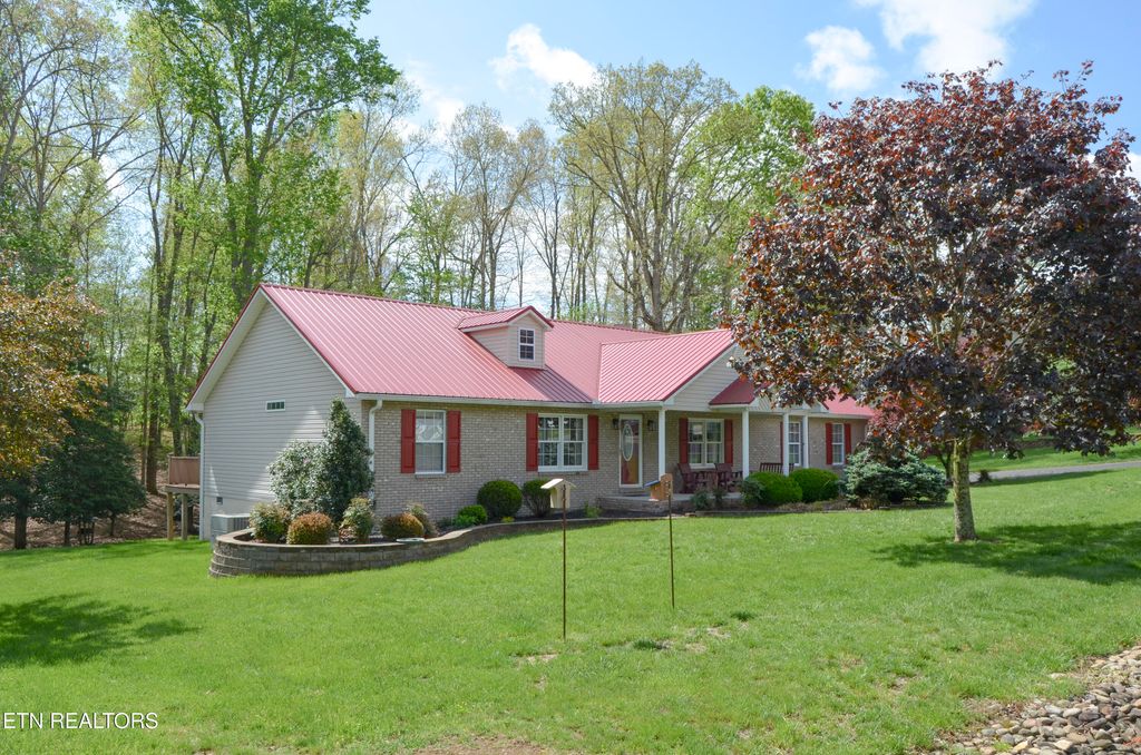 Photo of 76 Sundrop Lane, Crossville, TN 38571 (MLS # 1305249)