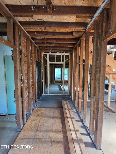 Tiny photo for 900 W Broadway St, Lenoir City, TN 37771 (MLS # 1359262)