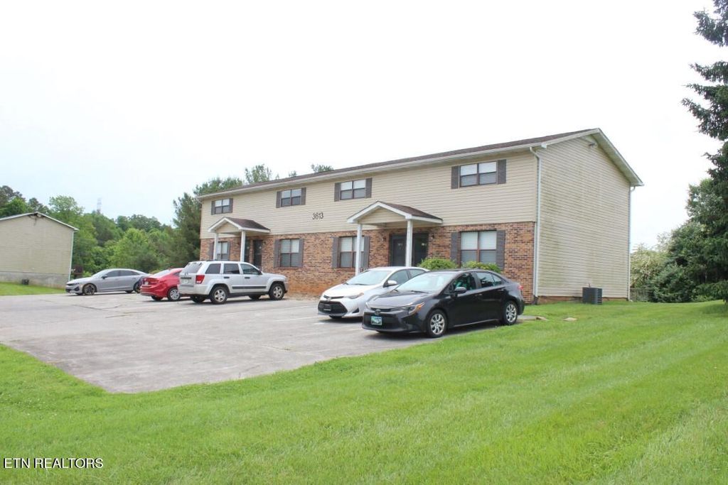 Photo of 3613 Wrights Ferry Rd, Louisville, TN 37777 (MLS # 1262834)