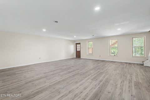 Tiny photo for 630 Heather Brook Circle, Jefferson City, TN 37760 (MLS # 1348777)