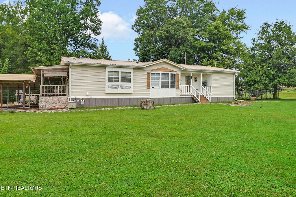 Photo of 592 Heidel Rd, Wartburg, TN 37887 (MLS # 1353152)