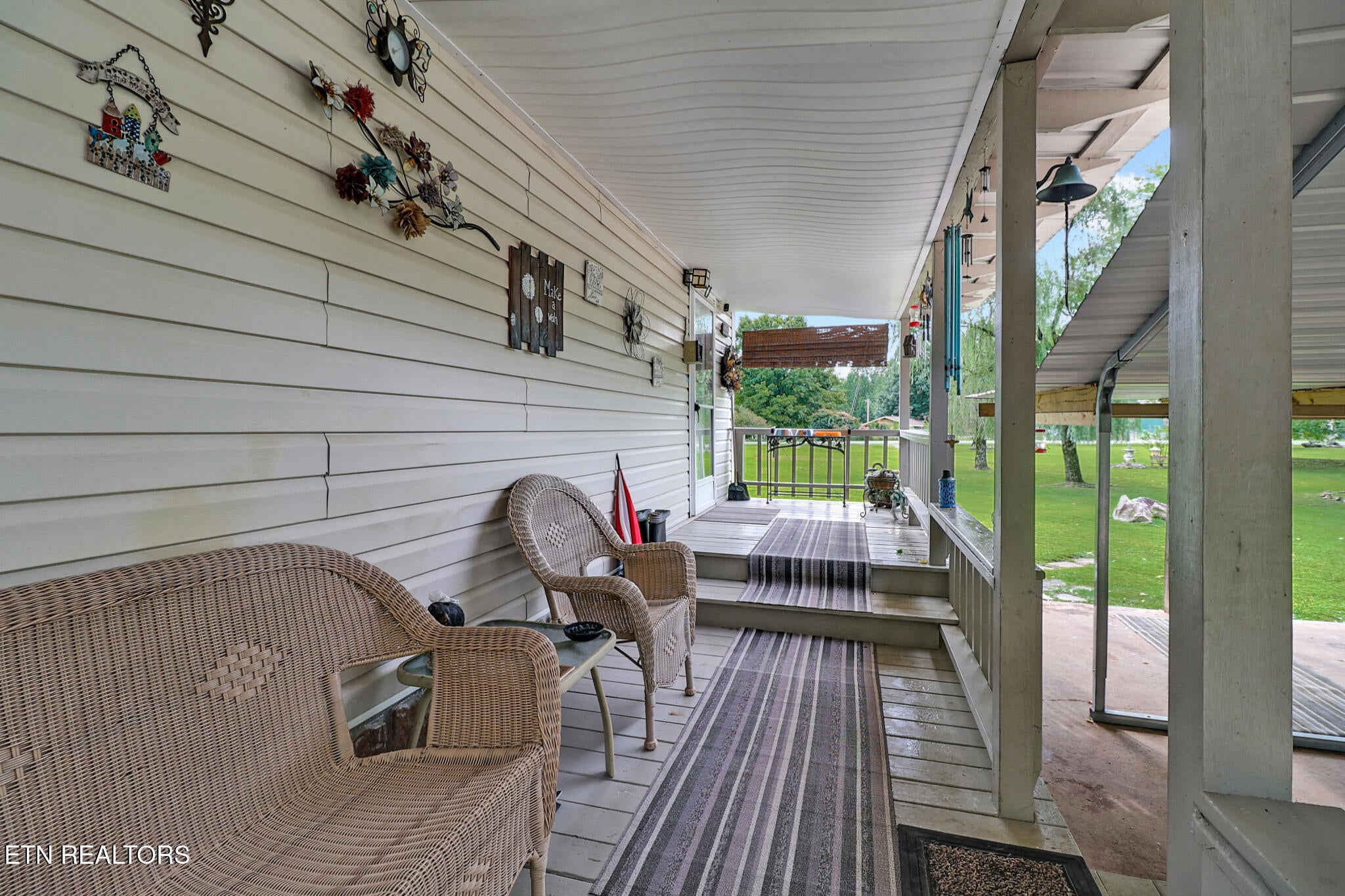 592 Heidel Rd