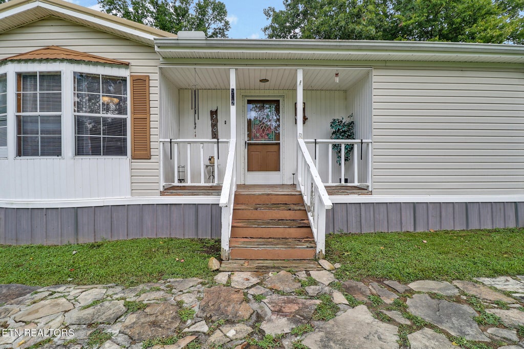 Photo of 592 Heidel Rd, Wartburg, TN 37887 (MLS # 1353152)