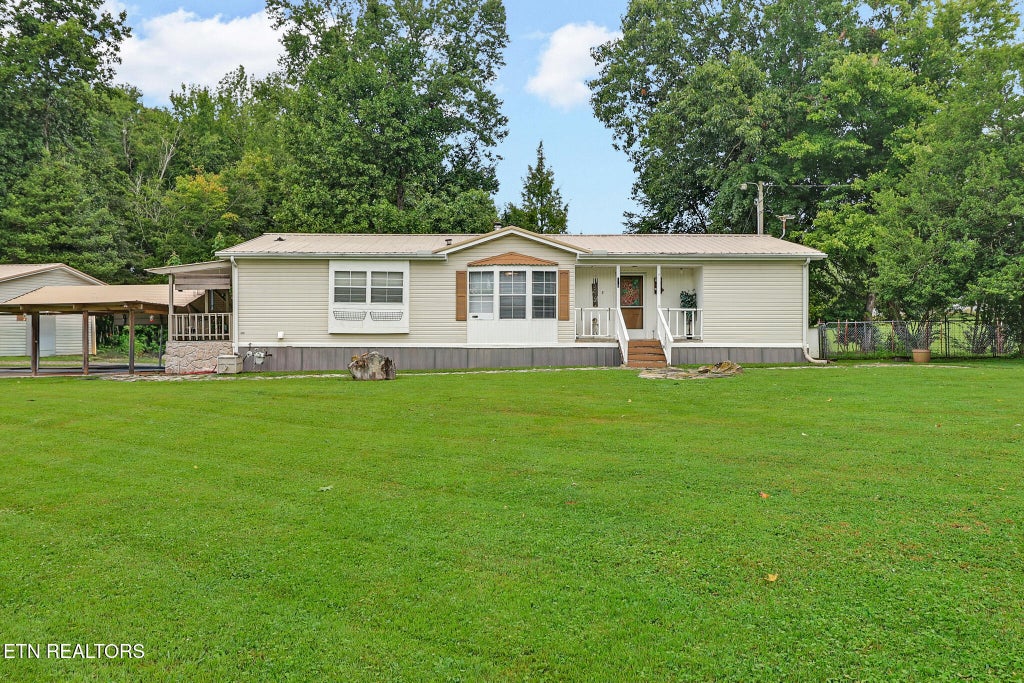 Photo of 592 Heidel Rd, Wartburg, TN 37887 (MLS # 1353152)