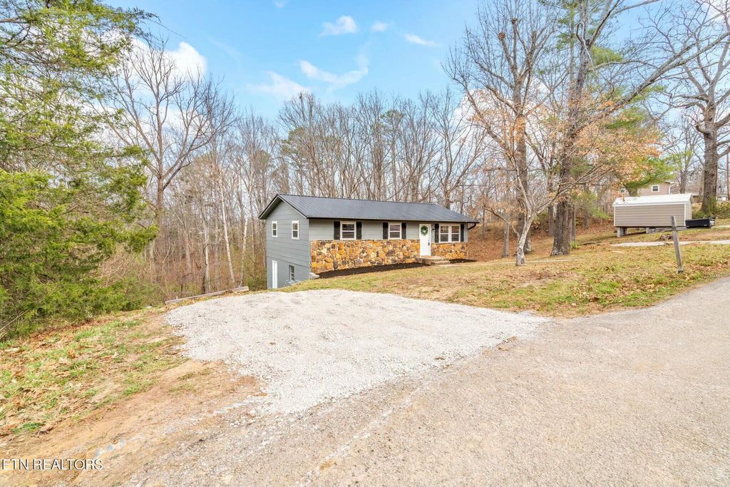 Photo of 234 Jackson Drive, Harriman, TN 37748 (MLS # 1293465)