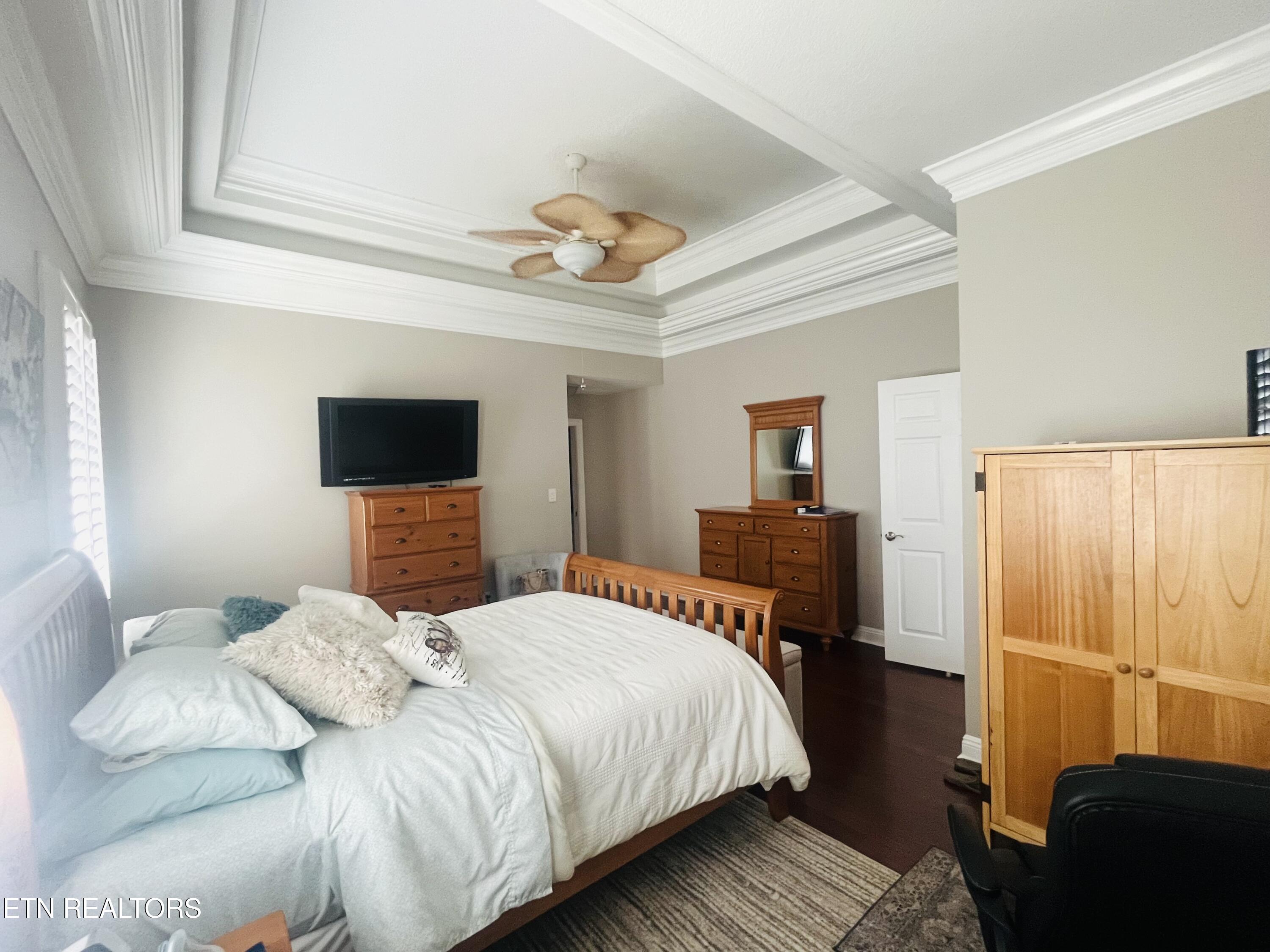 353 Southshore Drive