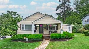 Photo of 229 Pierce Hill St, Spring City, TN 37381 (MLS # 1302752)