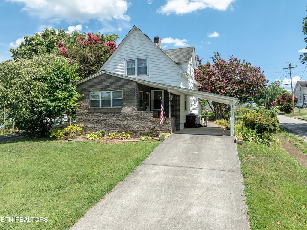 Photo of 285 Telford St, Alcoa, TN 37701 (MLS # 1297562)