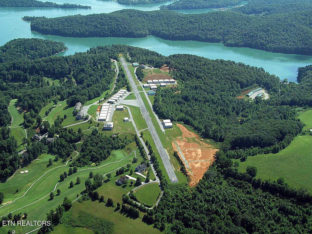 Photo of Deer Creek Path, LaFollette, TN 37766 (MLS # 1311525)