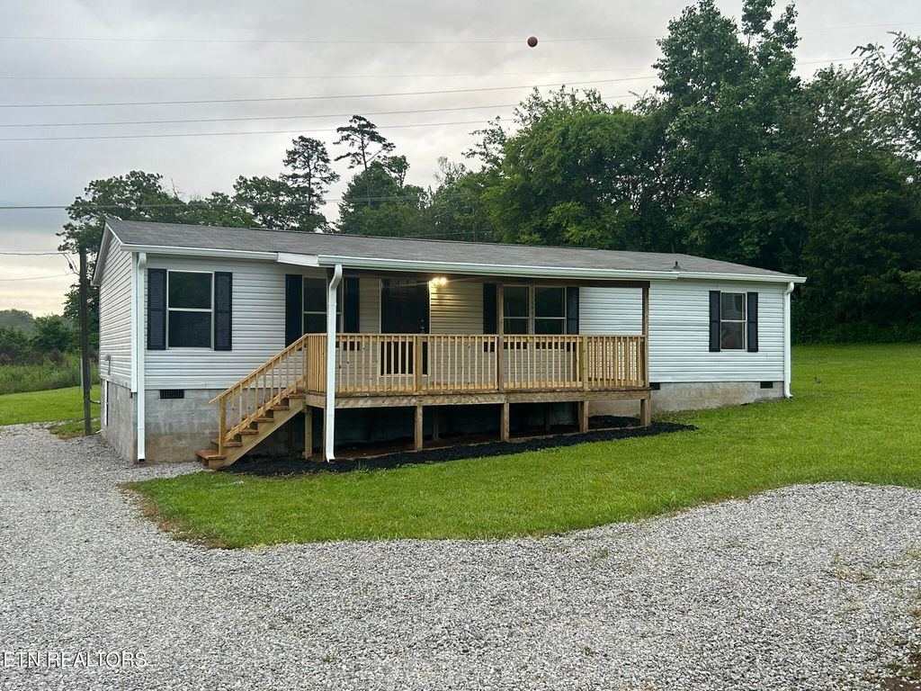 Photo of 129 Hill Loop Loop, Madisonville, TN 37354 (MLS # 1304127)