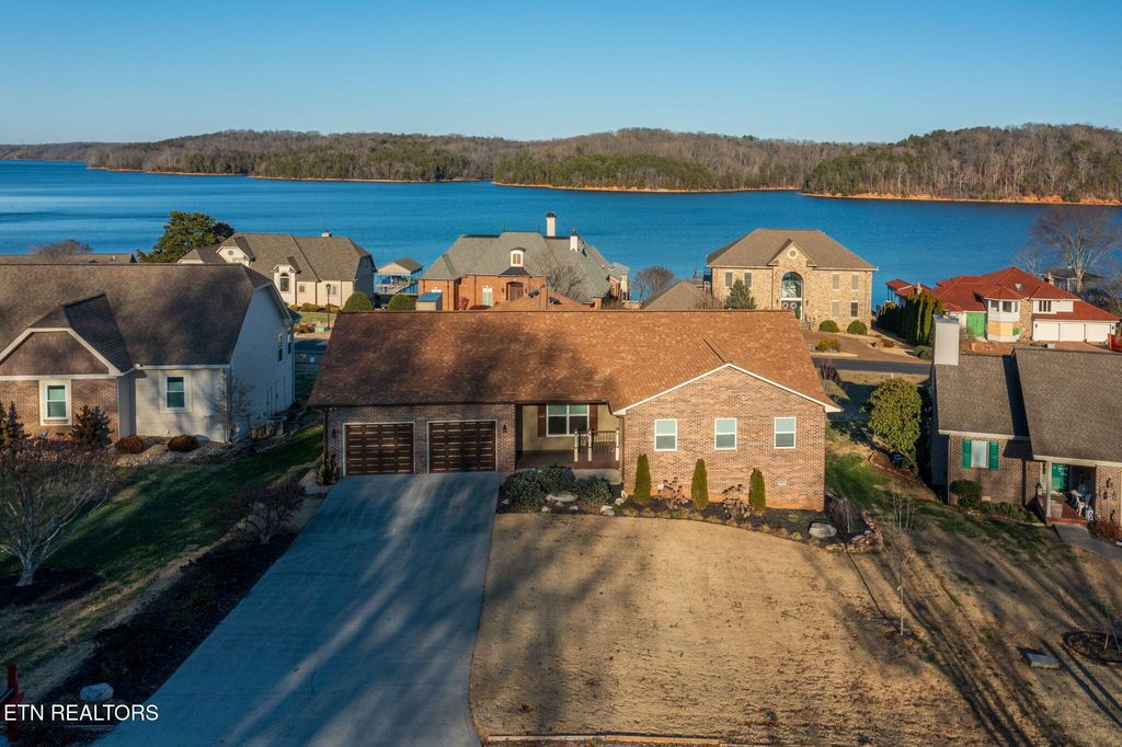 Photo of 309 Chuniloti Circle, Loudon, TN 37774 (MLS # 1327522)