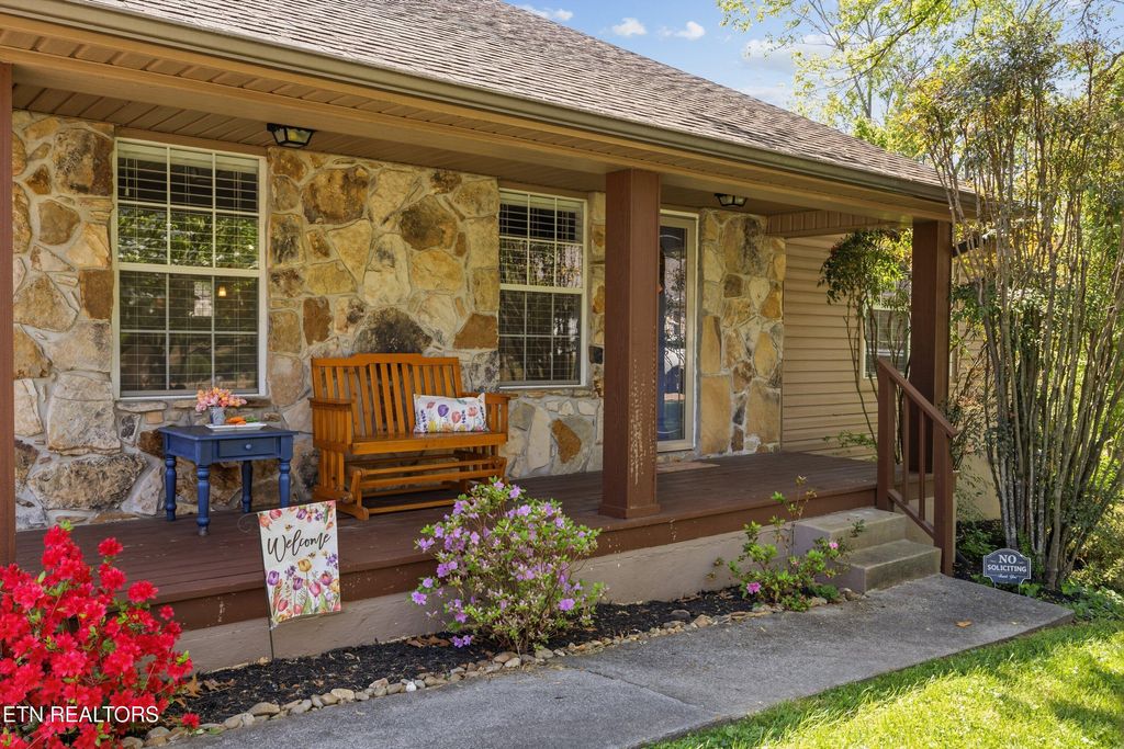 Photo of 9004 Lima Lane, Knoxville, TN 37923 (MLS # 1336788)